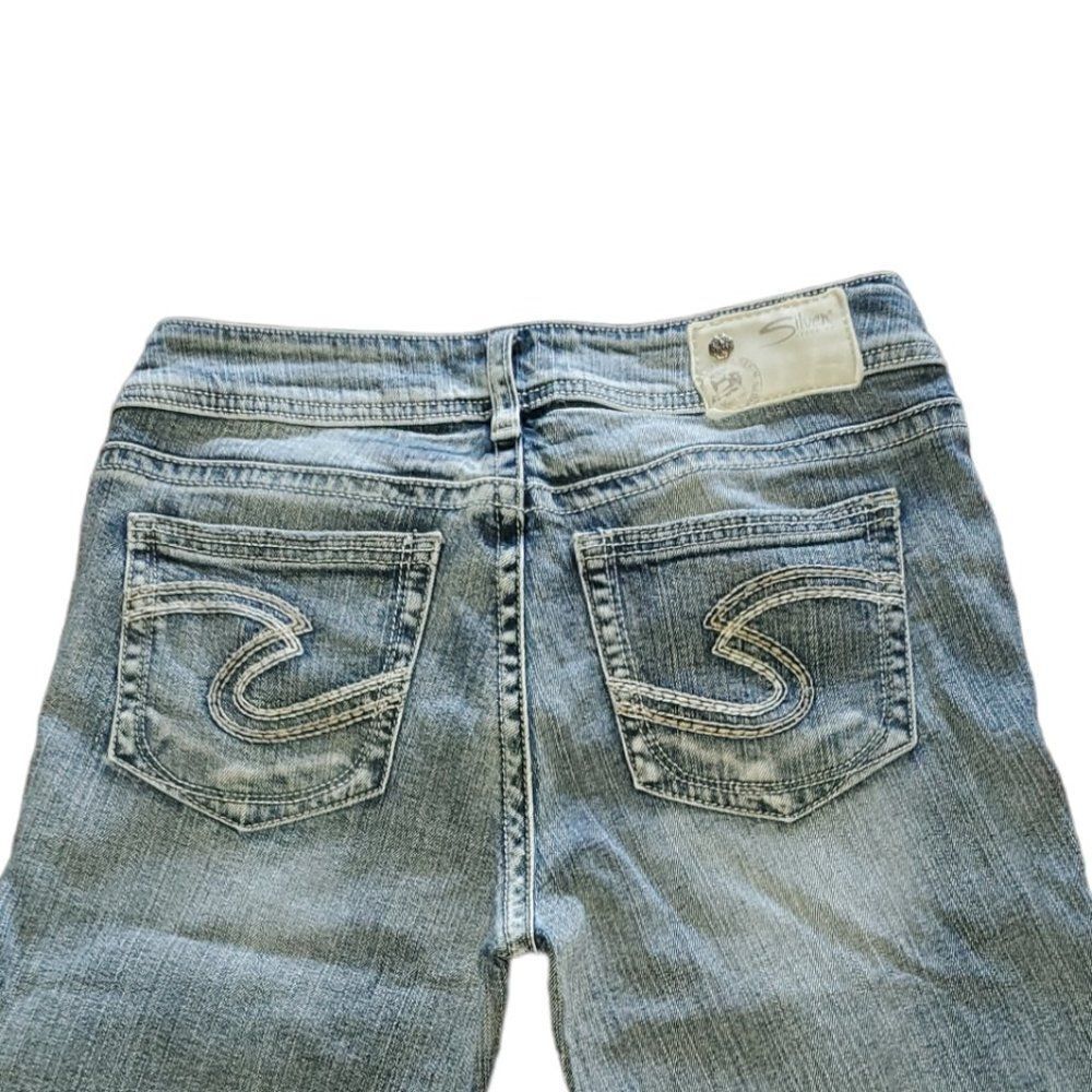Silver Suki Bermuda Denim Jean Shorts Medium‎ Wash Factory Fading Distressed 27 - Picture 4 of 14